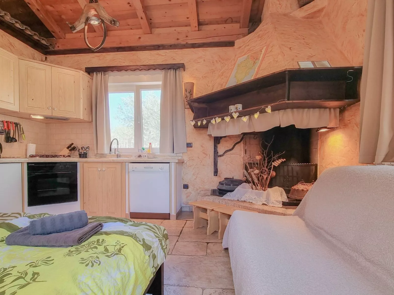 Wohnung "Barbara" mit Terrasse - Binnen