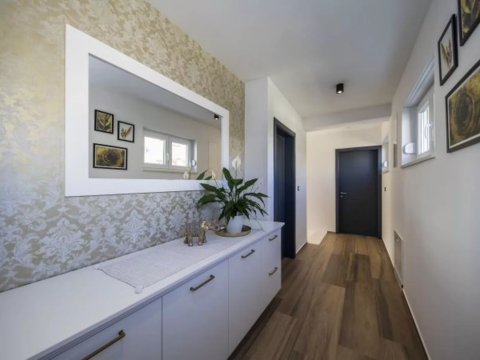 Luxury villa Mary Lou with pool and spa area - Image-tags.info