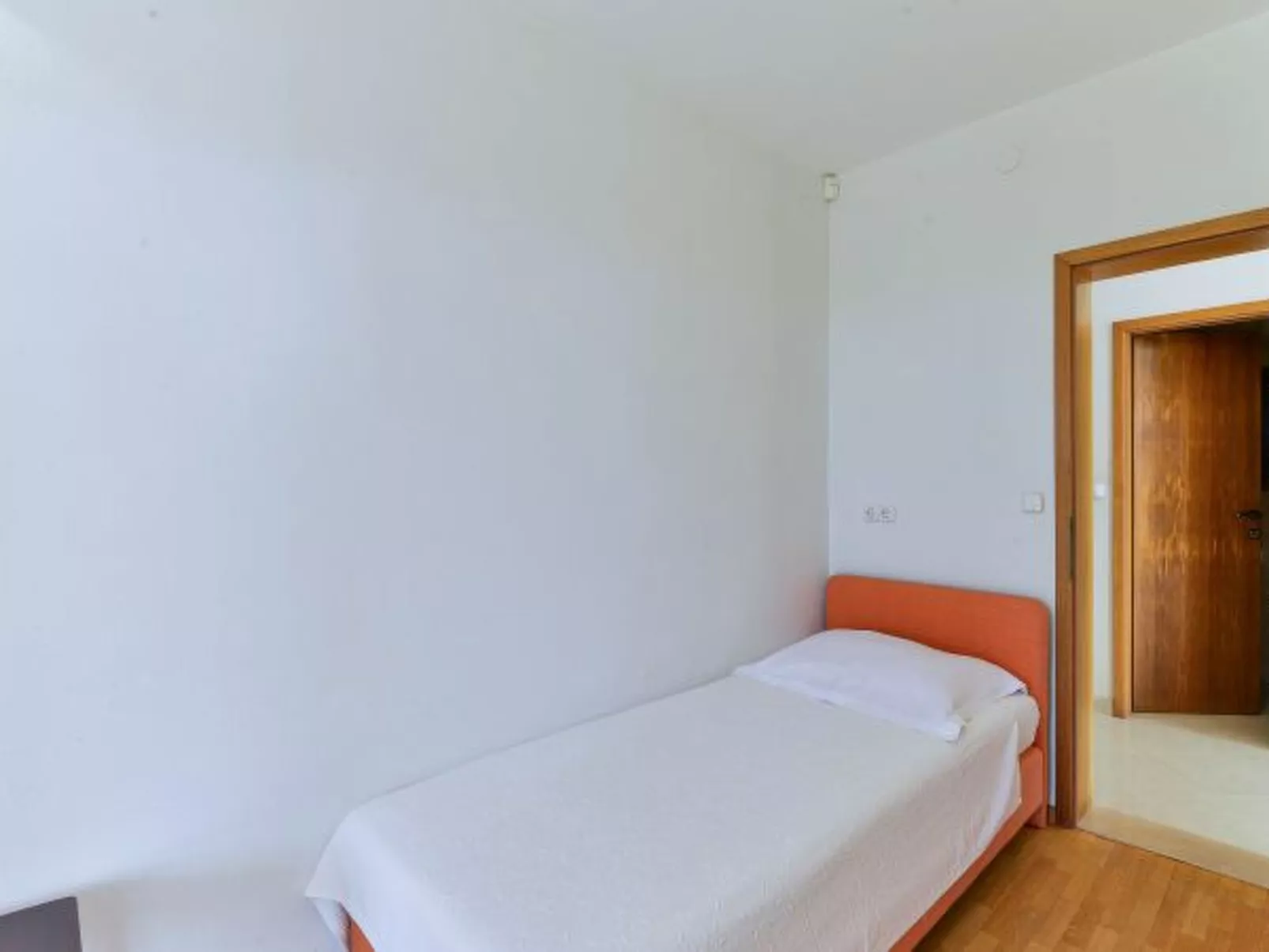 Olivar house with heated pool by the beach - Image-tags.info