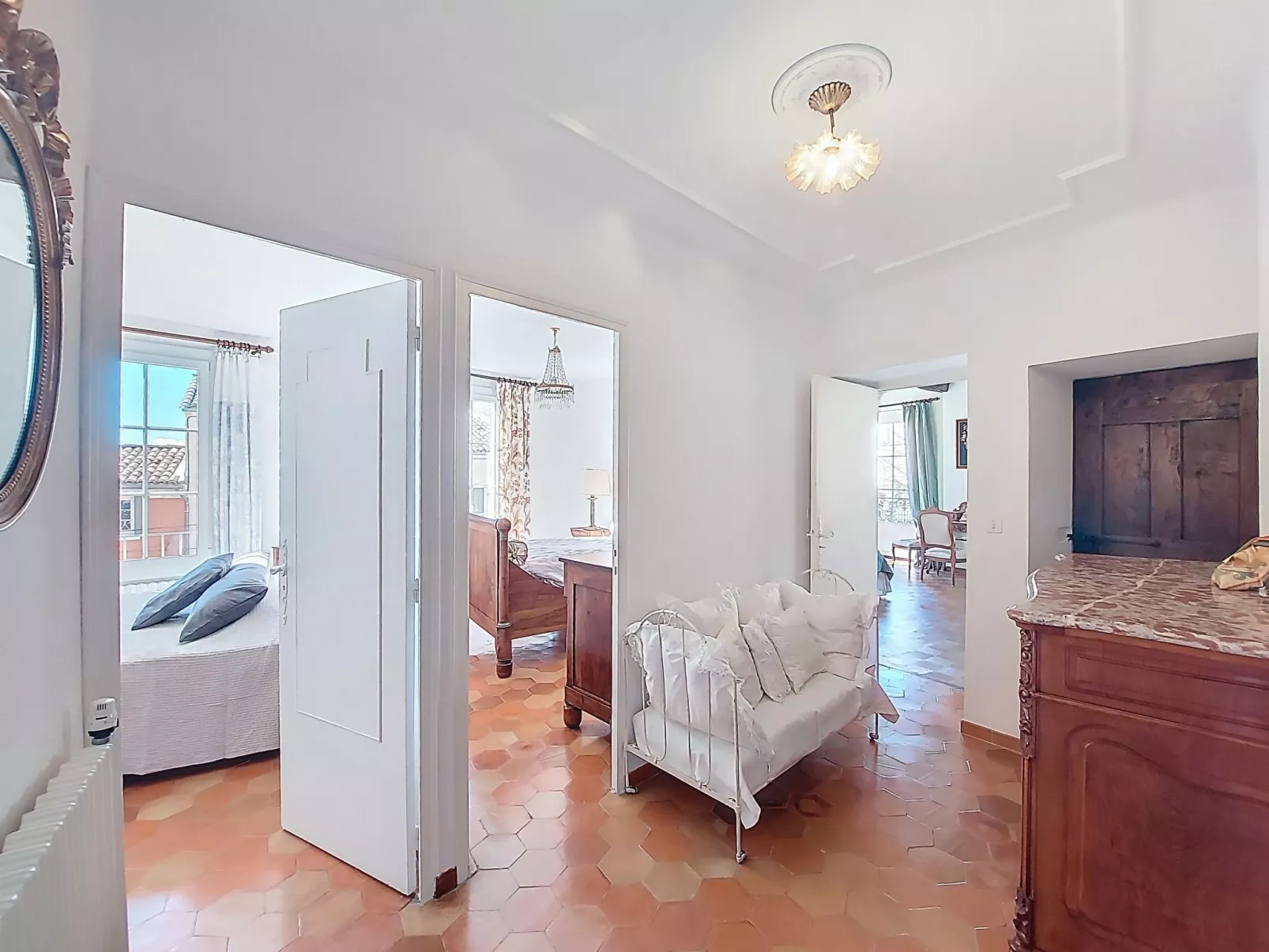 L ancien Hôtel Creste - Binnen