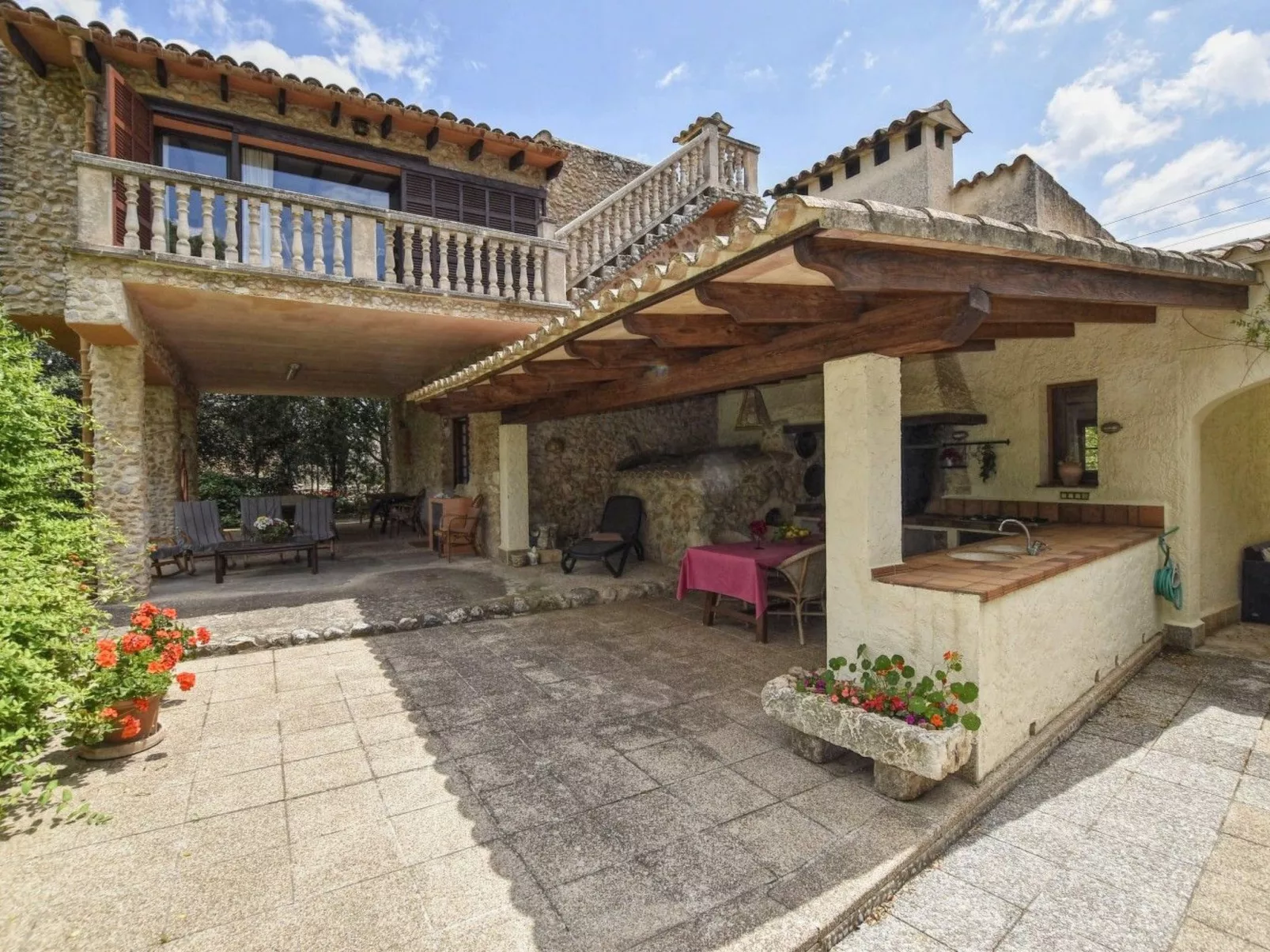 Ferienvilla mit privatem Pool - Image-tags.info