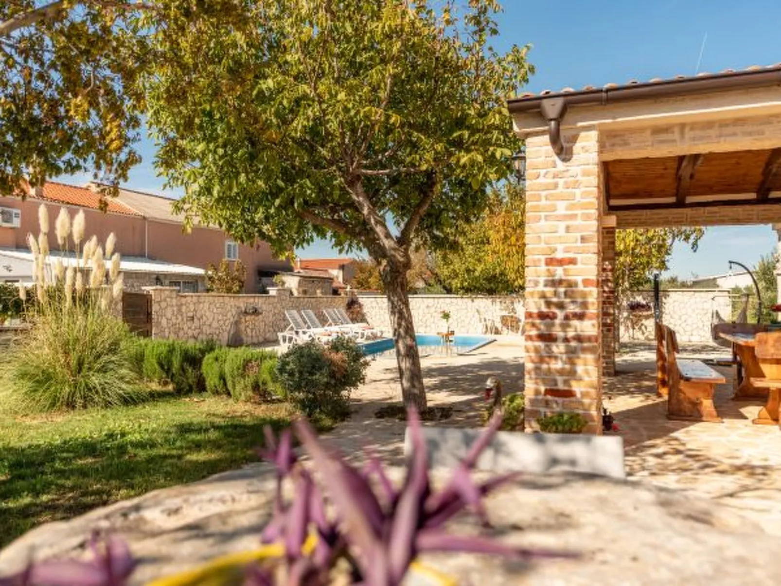 Villa Callista with Pool - Image-tags.info