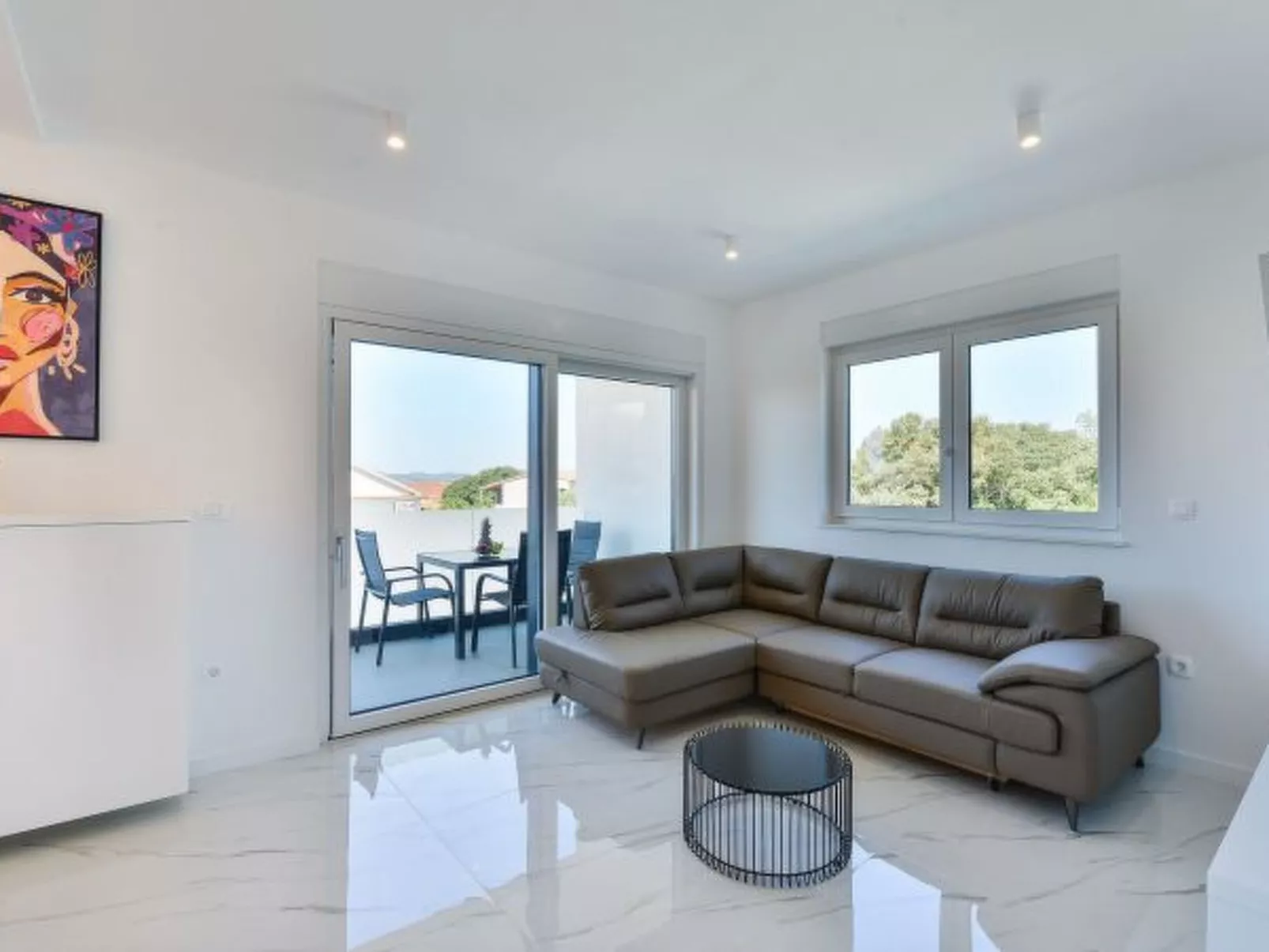 Villa Div with heated pool Apartment No.2 - Image-tags.info