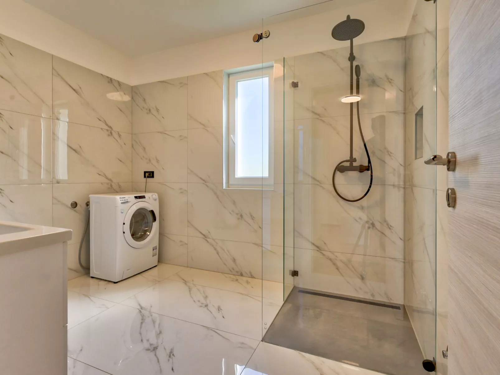 Montevernal - Binnen