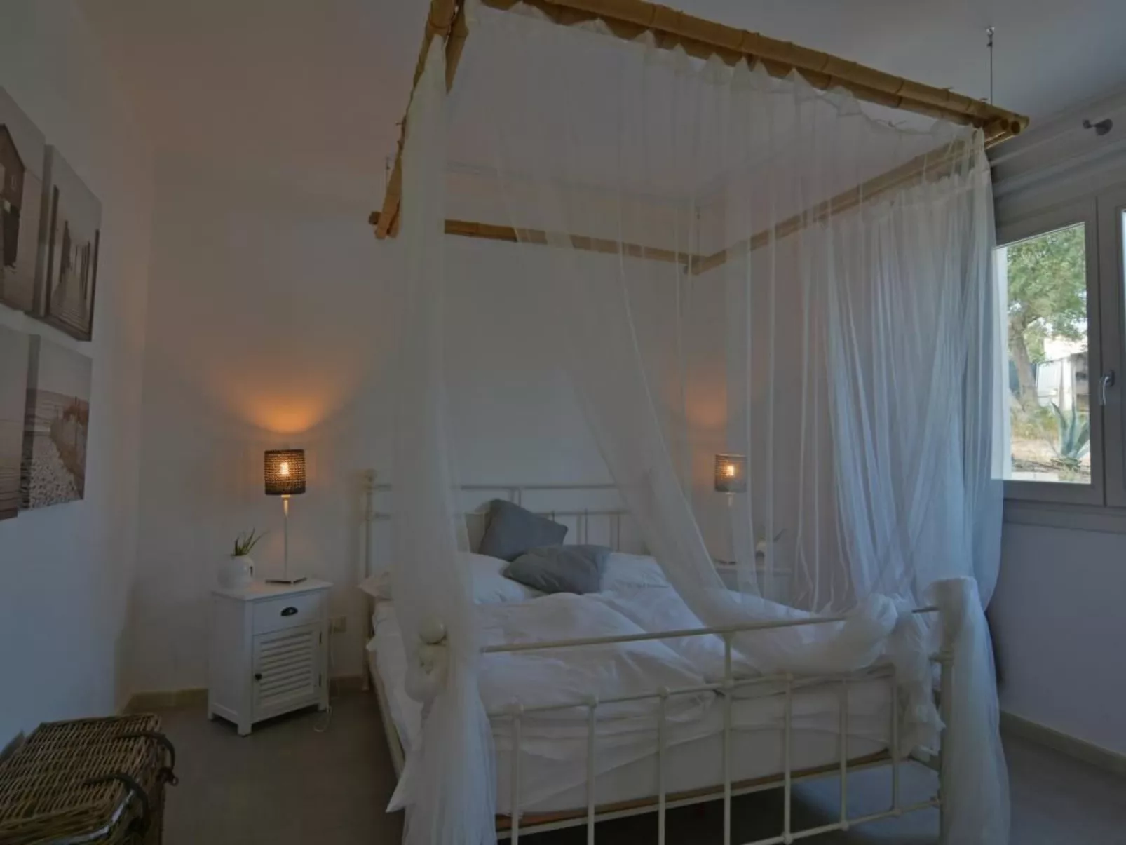 Moderne Ferienvilla bei Noto mit Meerblick und privatem Pool - Binnen