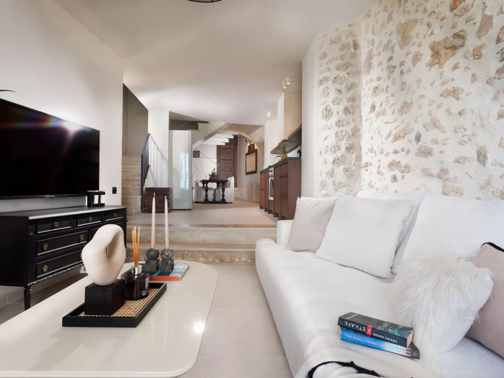 Ali Vafi's Villa - Beheizter Jacuzzi und Innenpool - Binnen