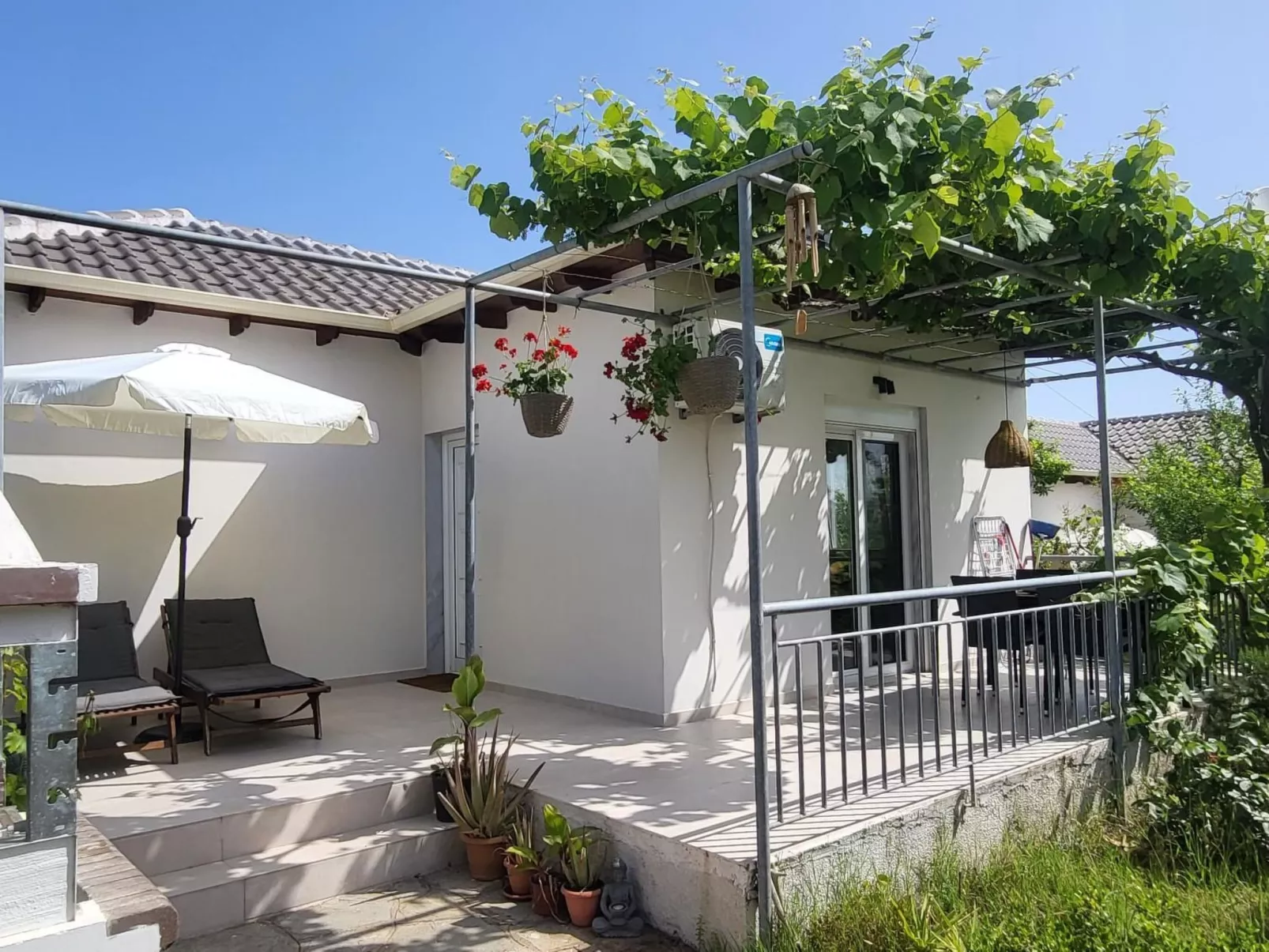 Strandnahes Ferienhaus mit privatem Garten - Image-tags.info