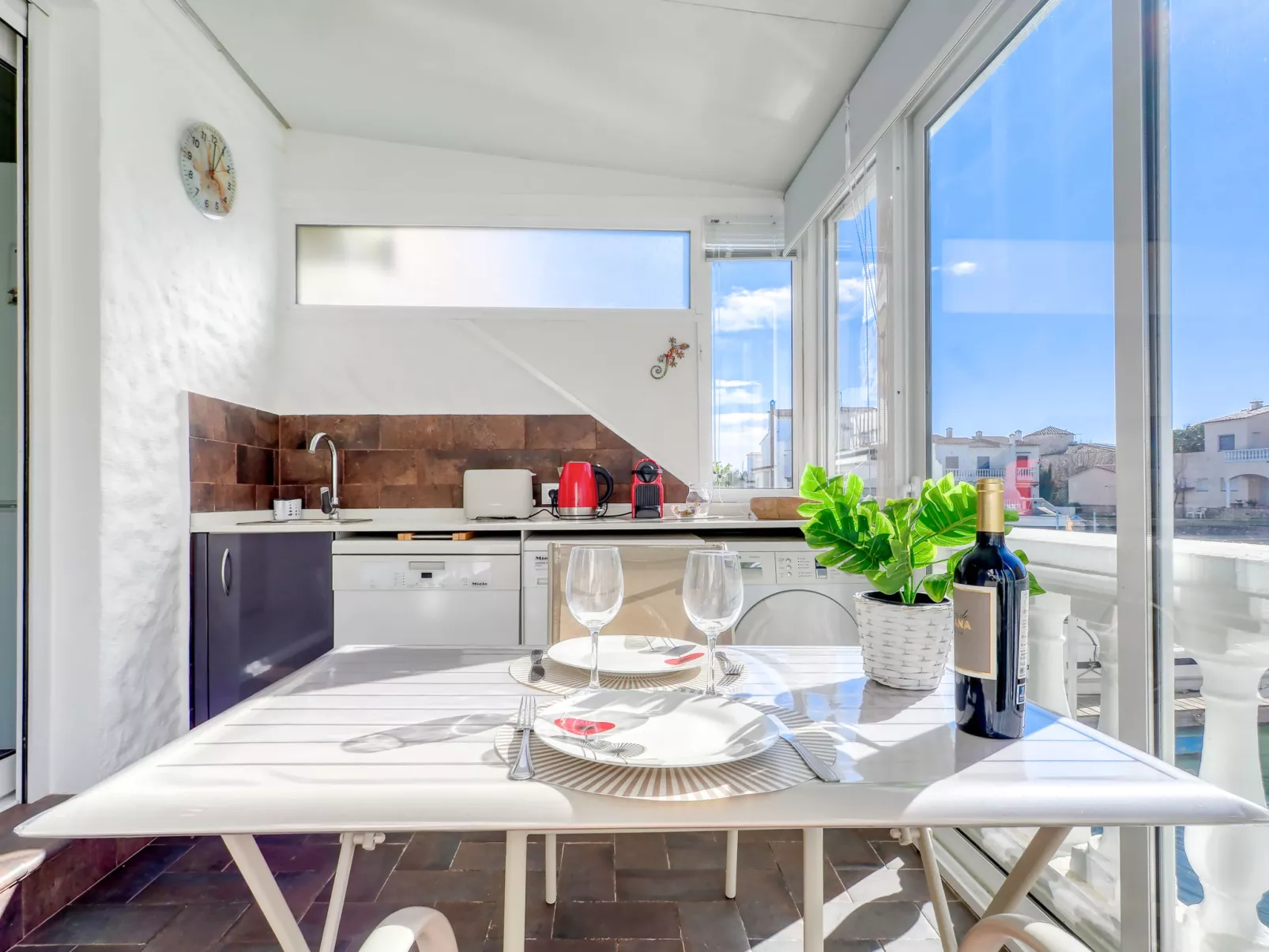 Canal Port Empuries - Binnen