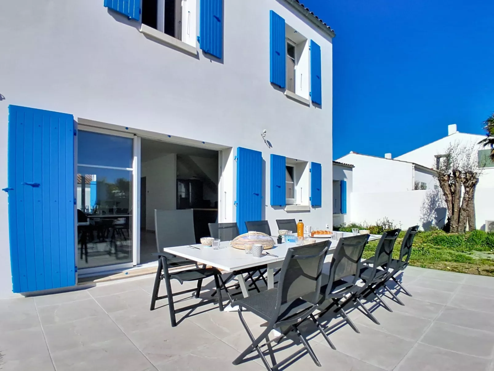 Saint Denis 2 - Buiten