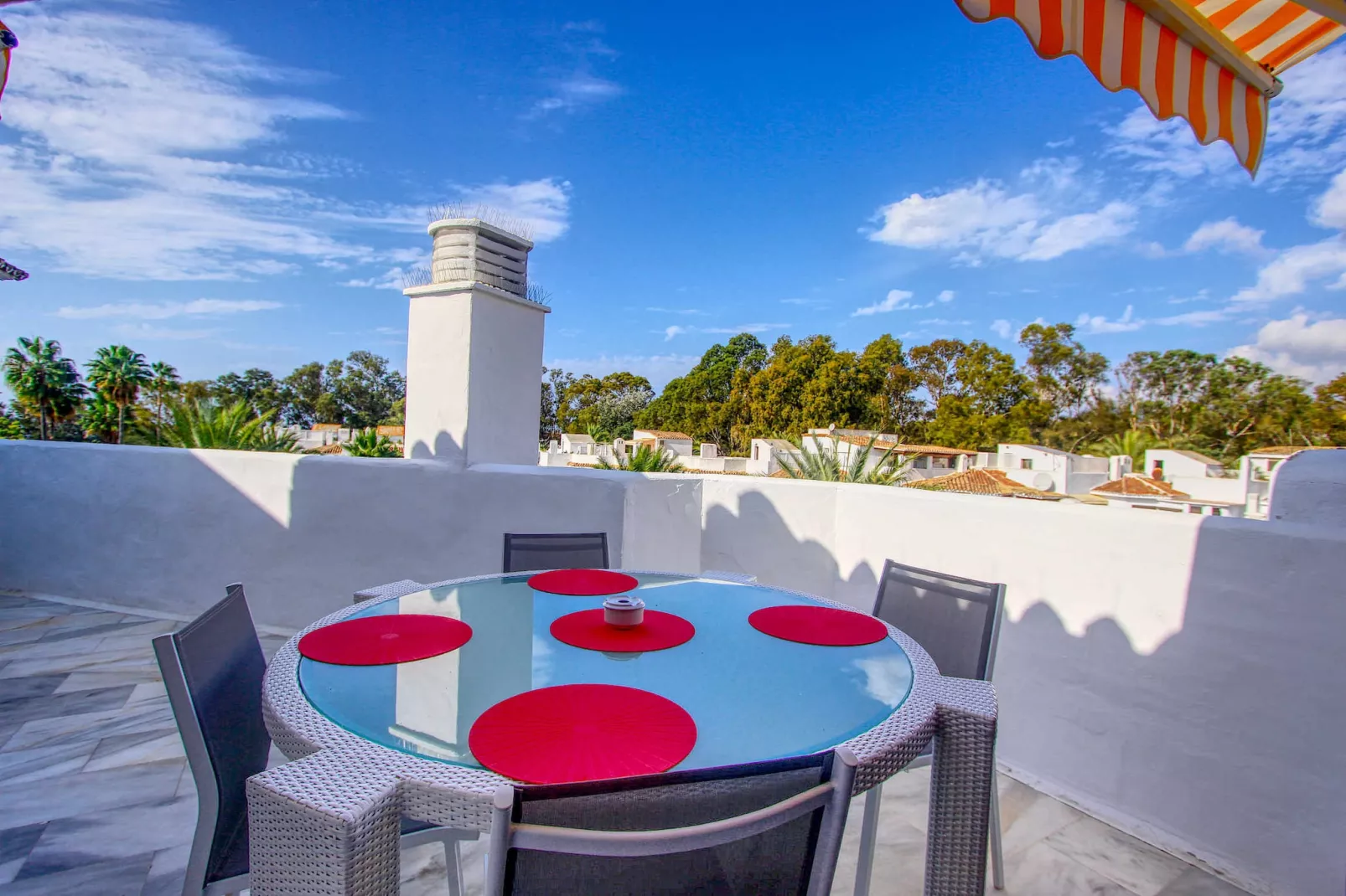 1080 - GOLDEN BEACH JACUZZI - Terrasbalkon