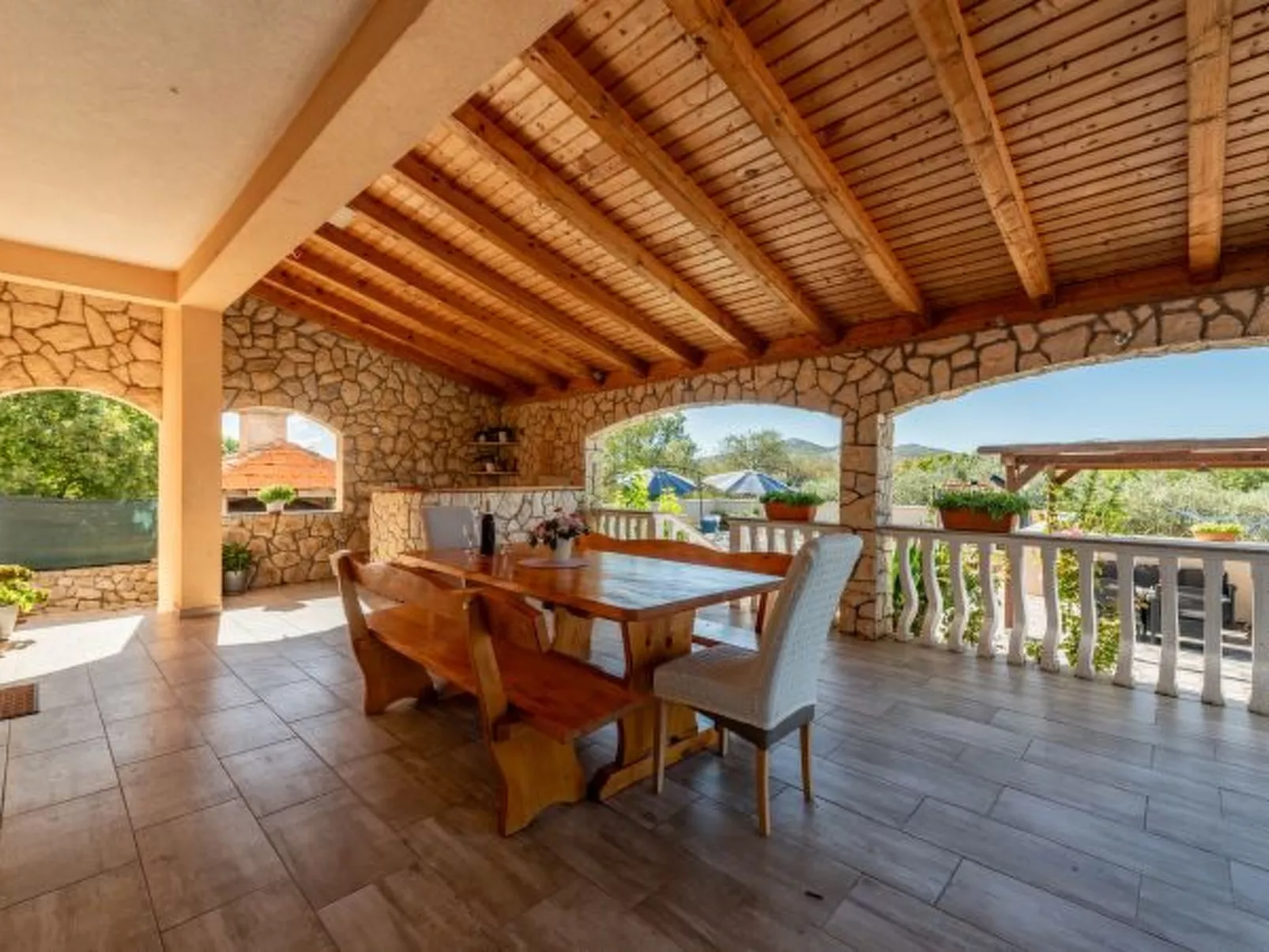 Holiday House Laetitia with pool - Image-tags.info