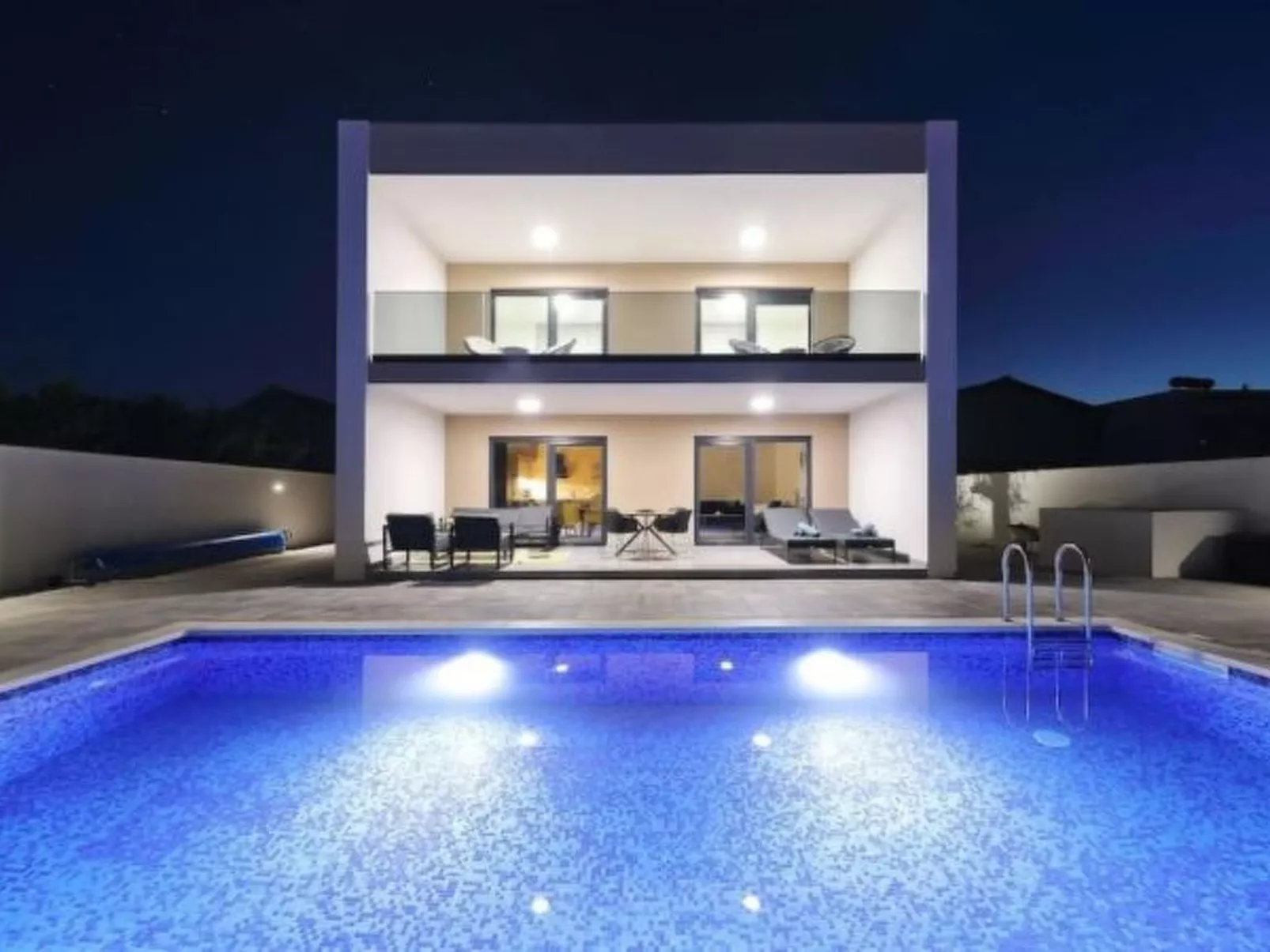 Villa Good Vibes with heated pool - Image-tags.info