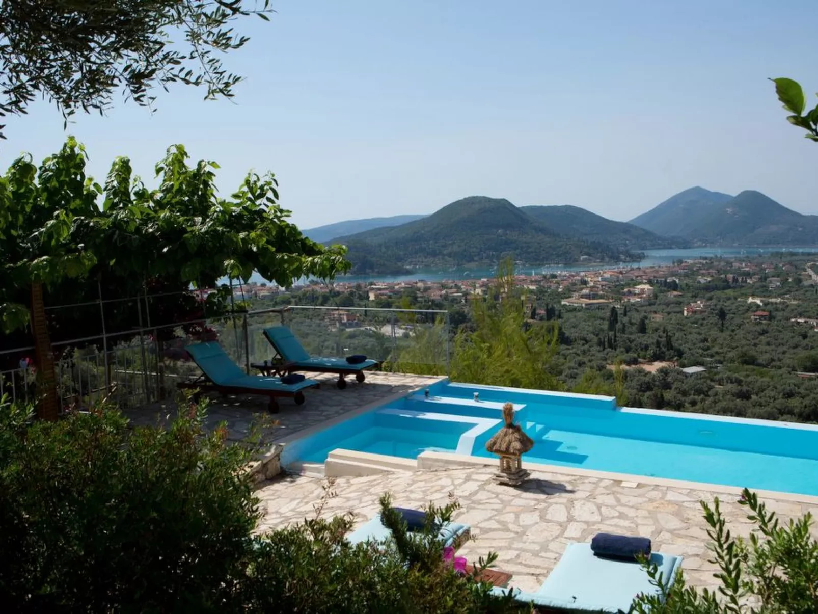Finca "Lily" mit Infinity-Pool - Buiten