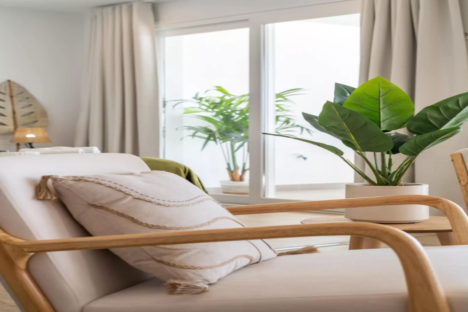 Stylish 2-bed Apartment ALCAZABA LAGOON (2011) - Wellness