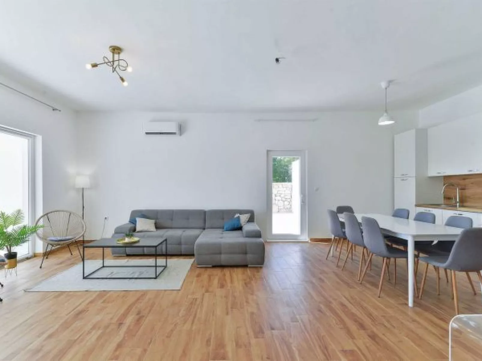 Villa Natura with pool - Image-tags.info