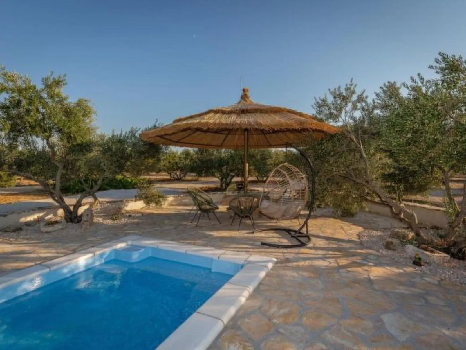 Eco Villa Solus with pool - Image-tags.info