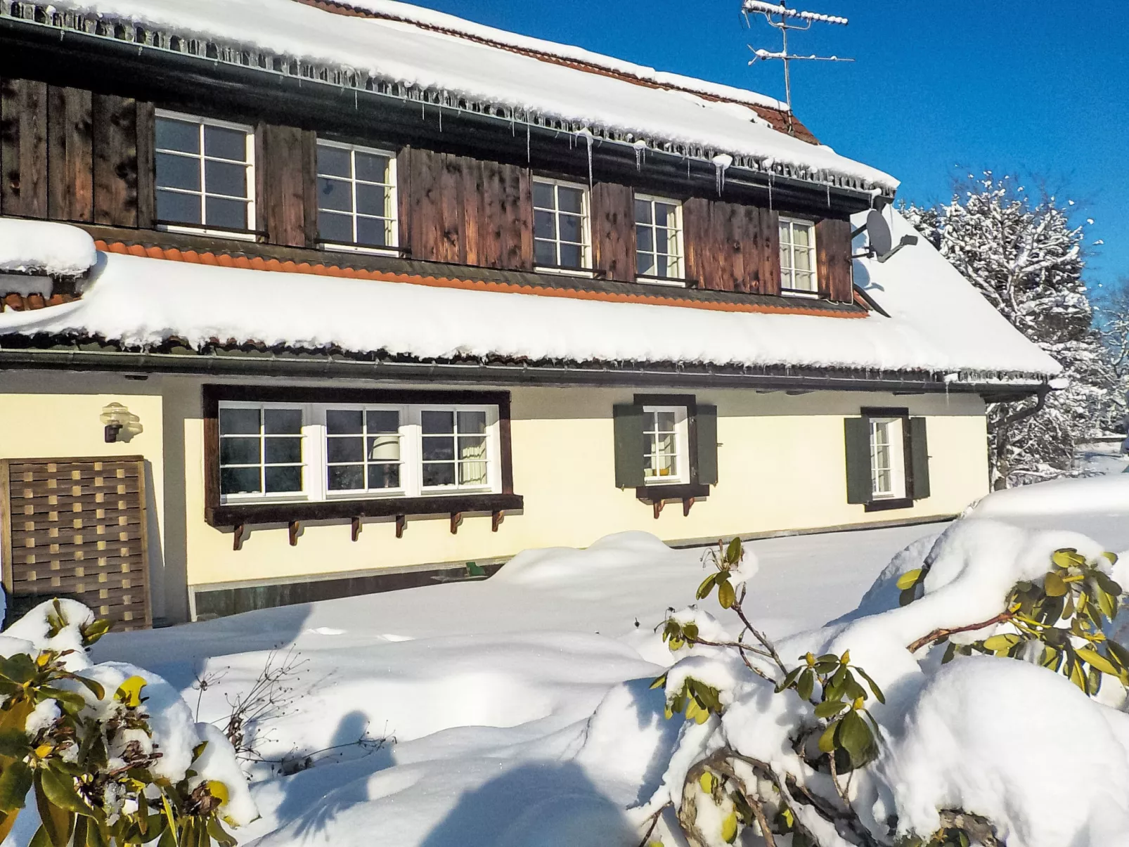 Schwarzwaldhof mit Pool & Sauna - Buiten