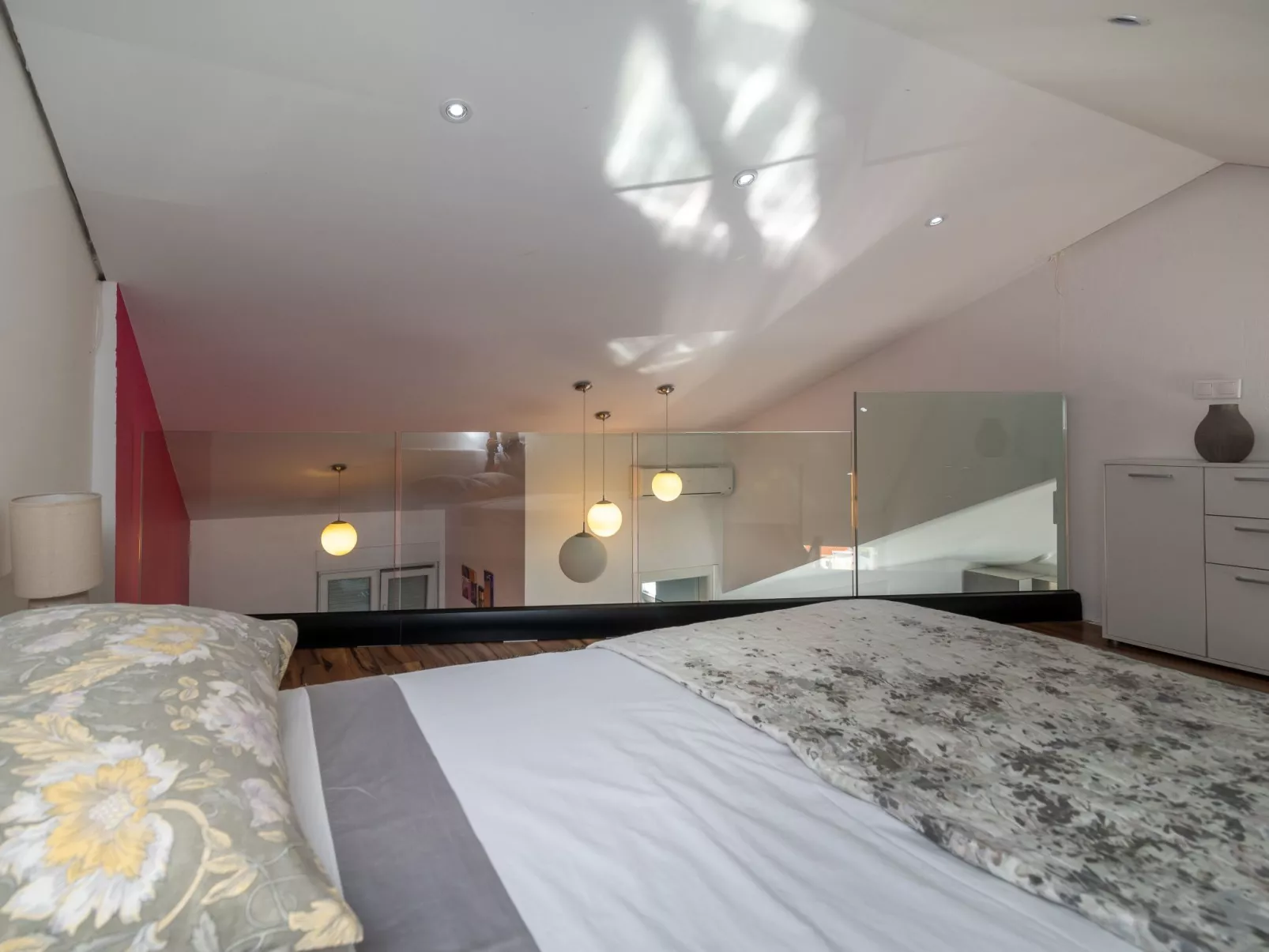 Moderne Ferienwohnung mit Gartennutzung, einem g - Image-tags.info