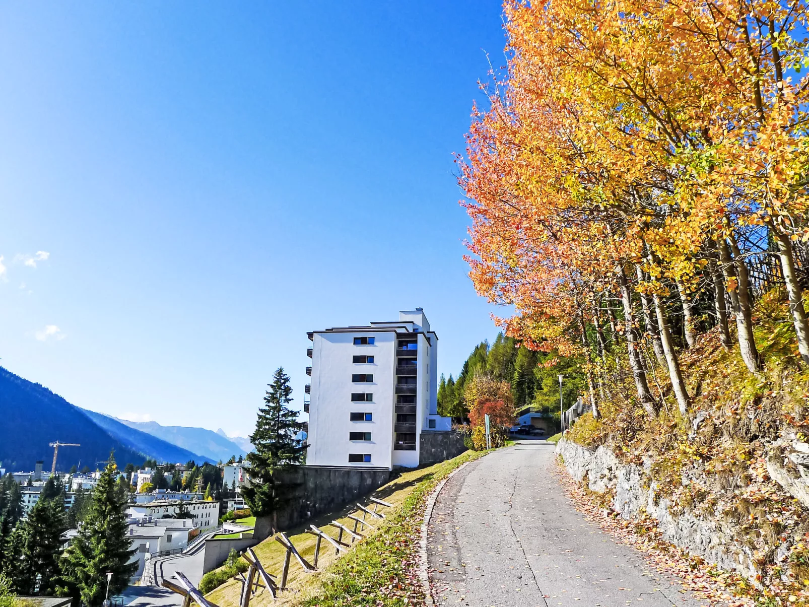 Guardaval Apt 401 - Buiten