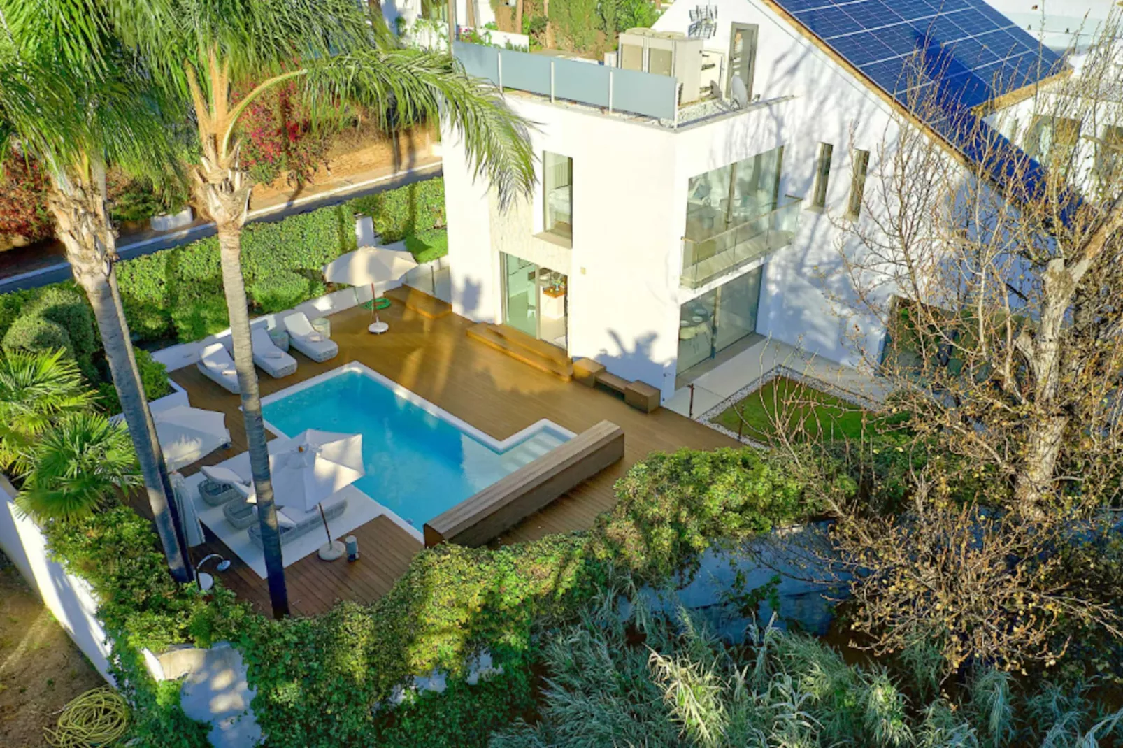 Contemporary & Very Spacious Villa Puerto Banus - Buitenlucht