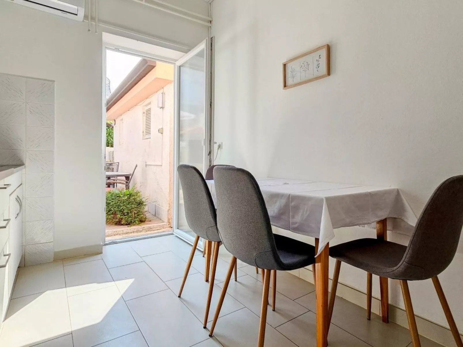 Adila 4 - Die Wohnung für 4 Personen - Binnen