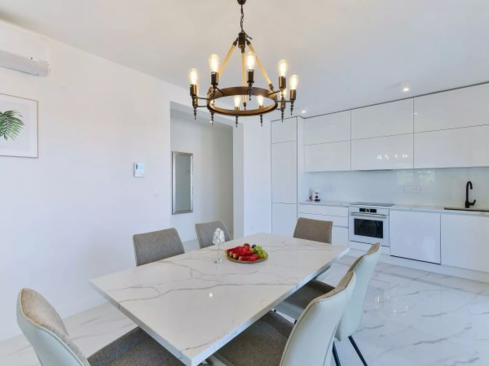 Villa Div with heated pool Apartment No.2 - Image-tags.info