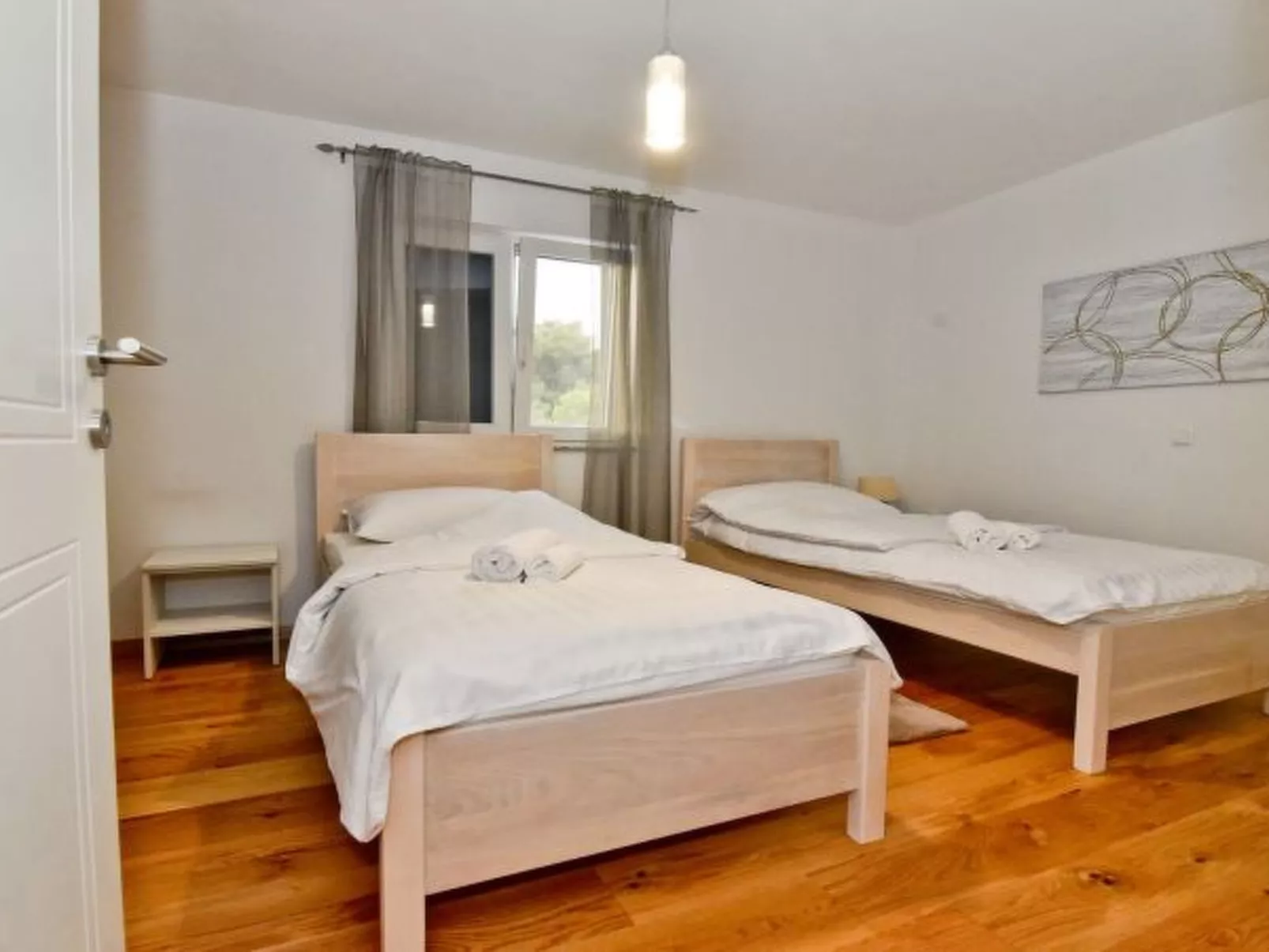 Villa Pinia with pool, Zadar - Image-tags.info