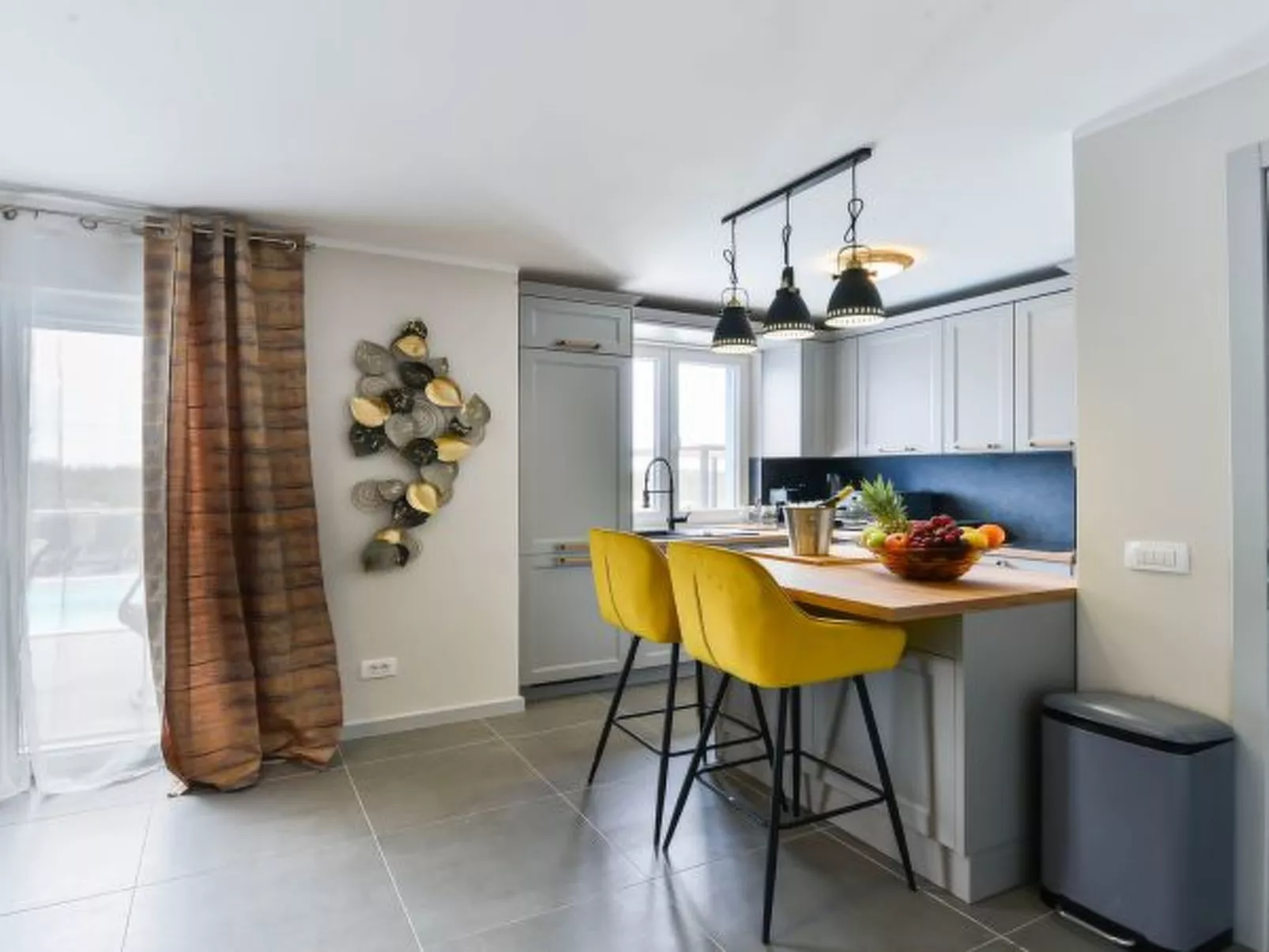 Villa RE with heated pool and spa - Image-tags.info