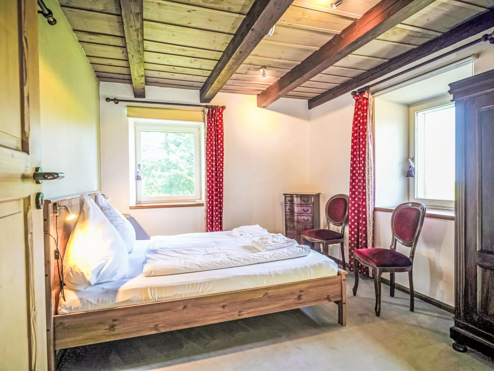 Schwarzwaldhof mit Pool & Sauna - Binnen