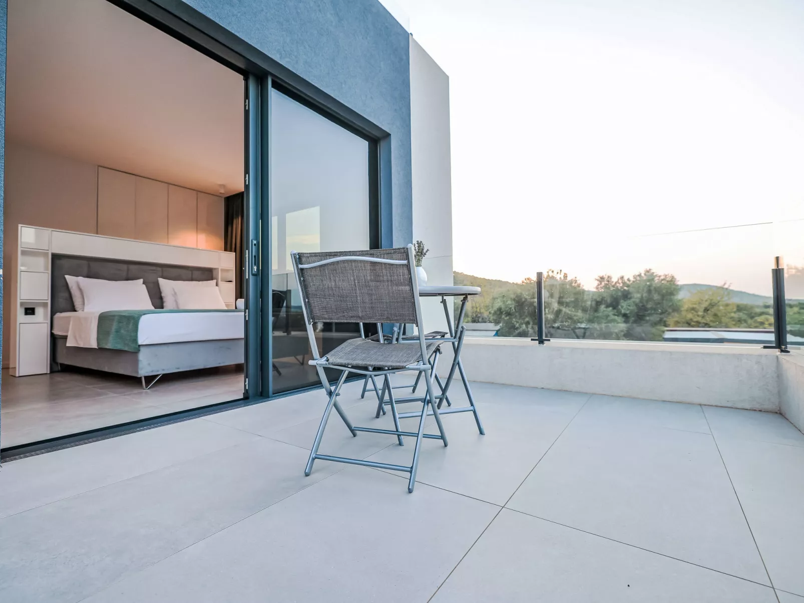 Magic Sky 2 - Buiten