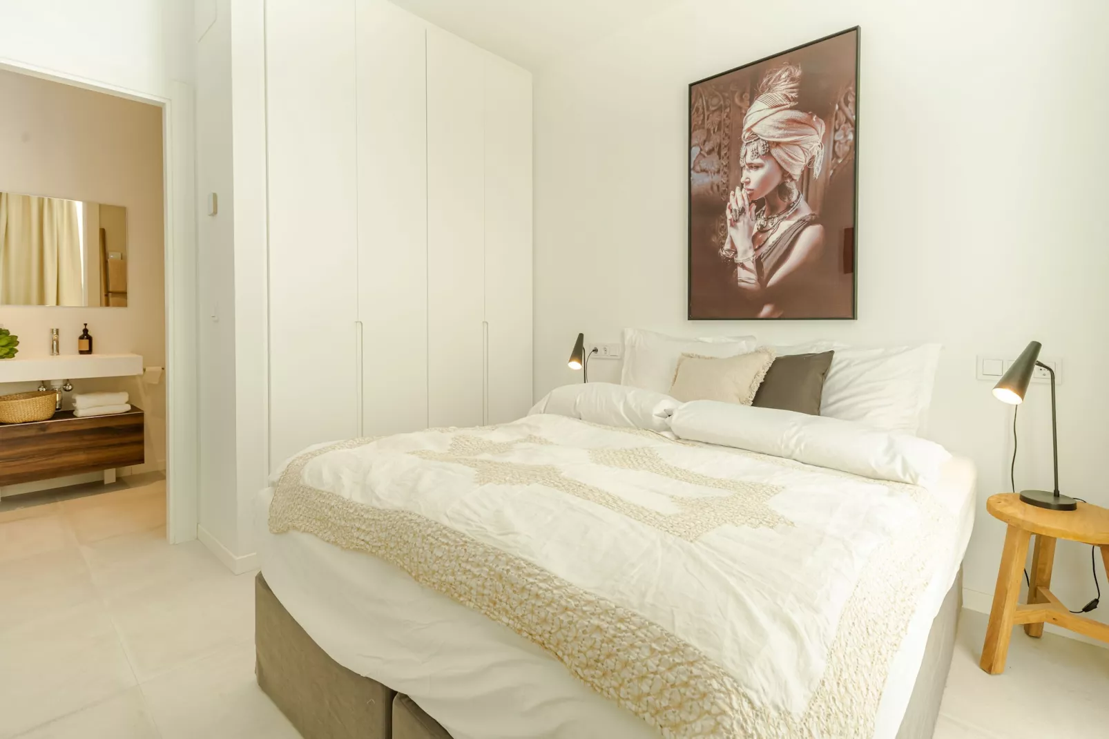 Unique & Luxurious Villa with Heated Pool! - Slaapkamer