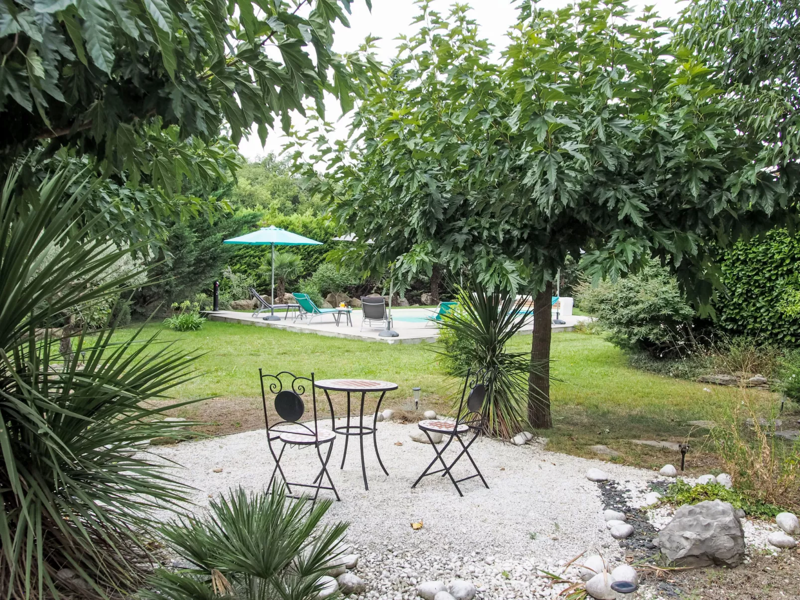 Urlaub im Süden zwischen Meer und Bergen - Buiten