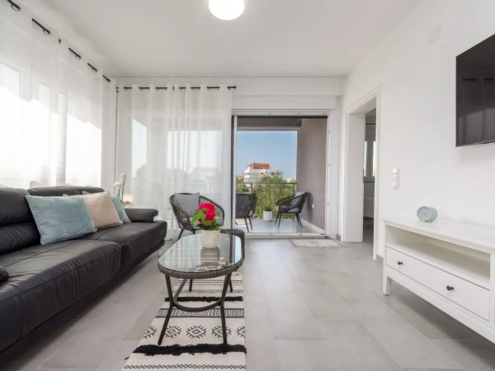 Apartment Laurel near the sea - Image-tags.info