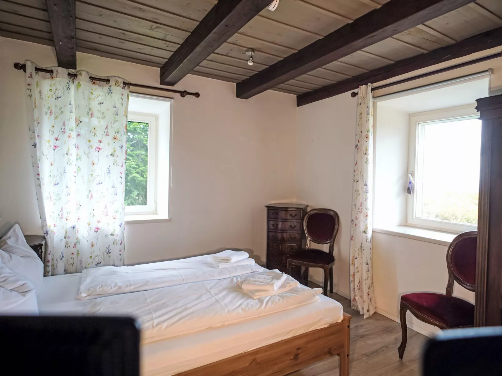 Schwarzwaldhof mit Pool & Sauna - Binnen