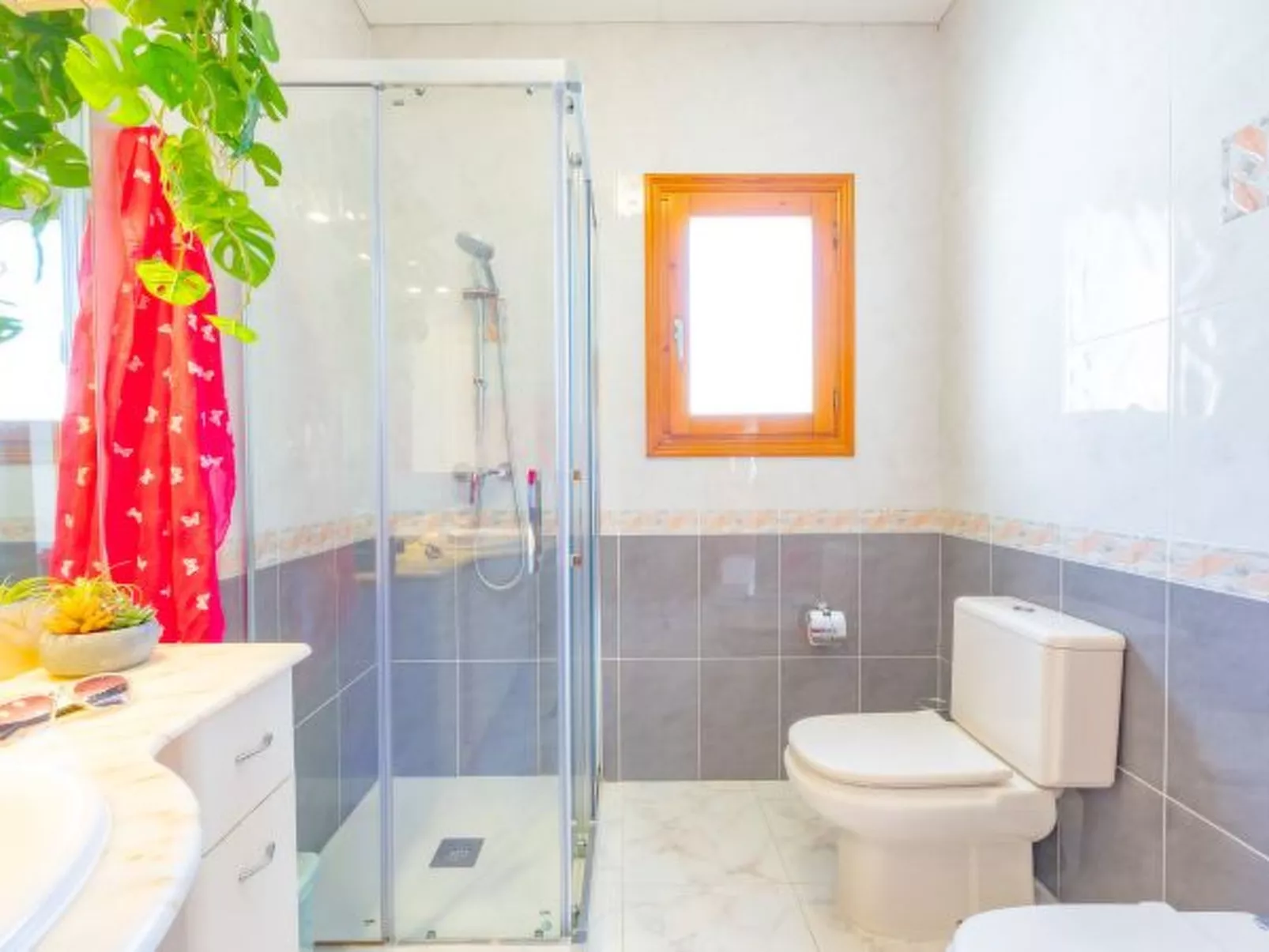 Villa Mona - PlusHolidays - Image-tags.info