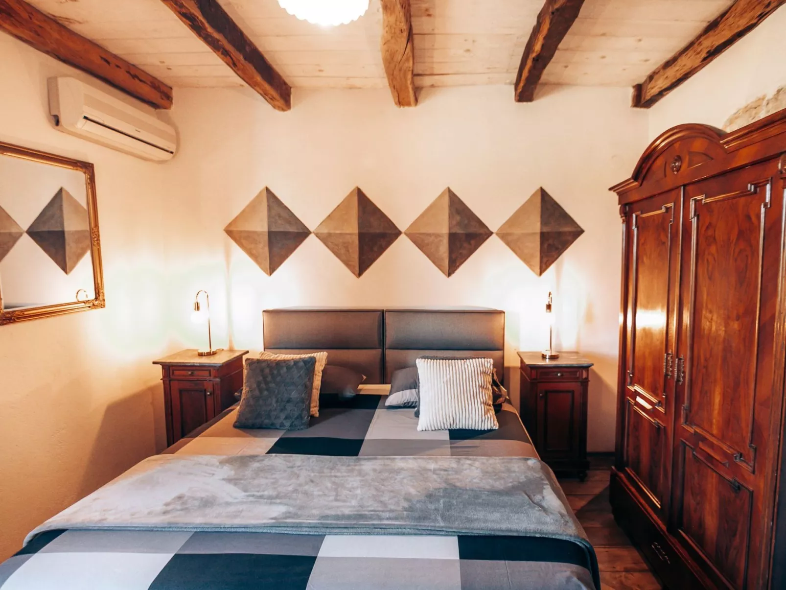 Stancija Negricani Ferien und Hochzeiten Immobil - Binnen