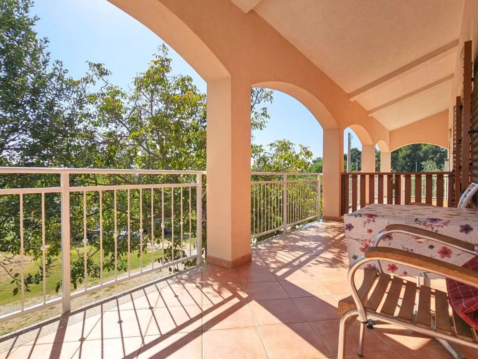 Wohnung "Viola" mit Balkon - Buiten