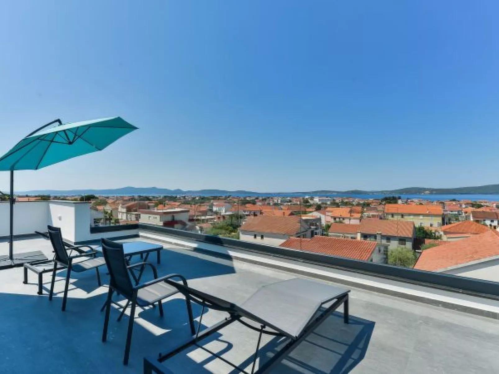 Villa Div with heated pool, Penthouse Apt. No.3 - Image-tags.info