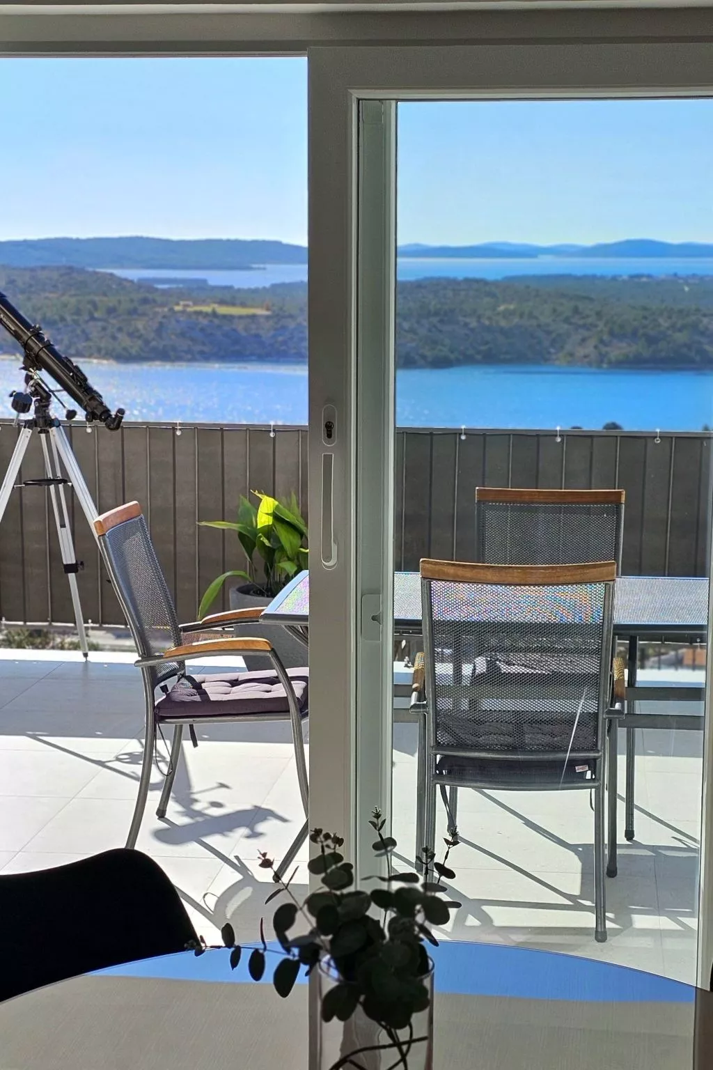 Für 3 Personen und 1 Kind in Sibenik, Dalmatien - Image-tags.info