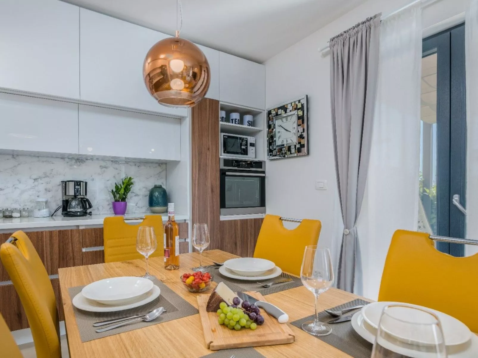 Für 6 Personen ca. 130 m&sup2; in Novigrad, Adriaküste Kroatien (Westküste von - Binnen