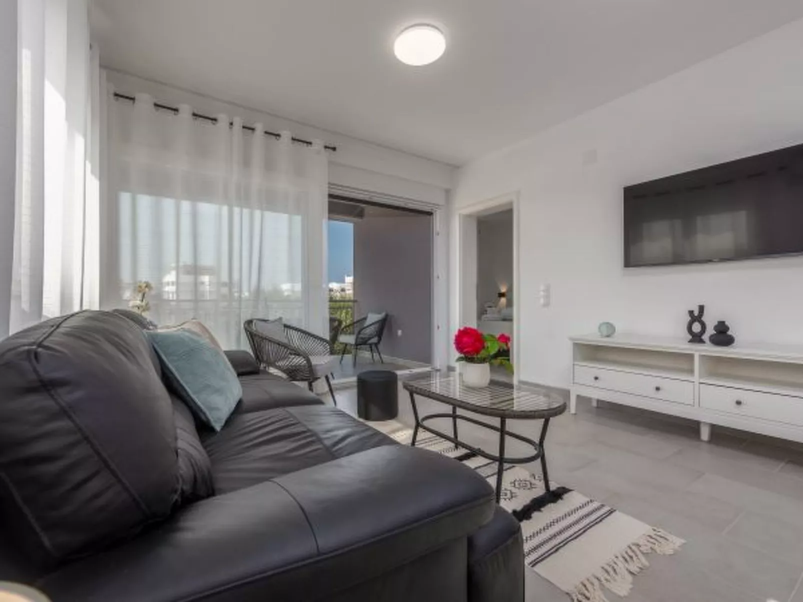 Apartment Laurel near the sea - Image-tags.info