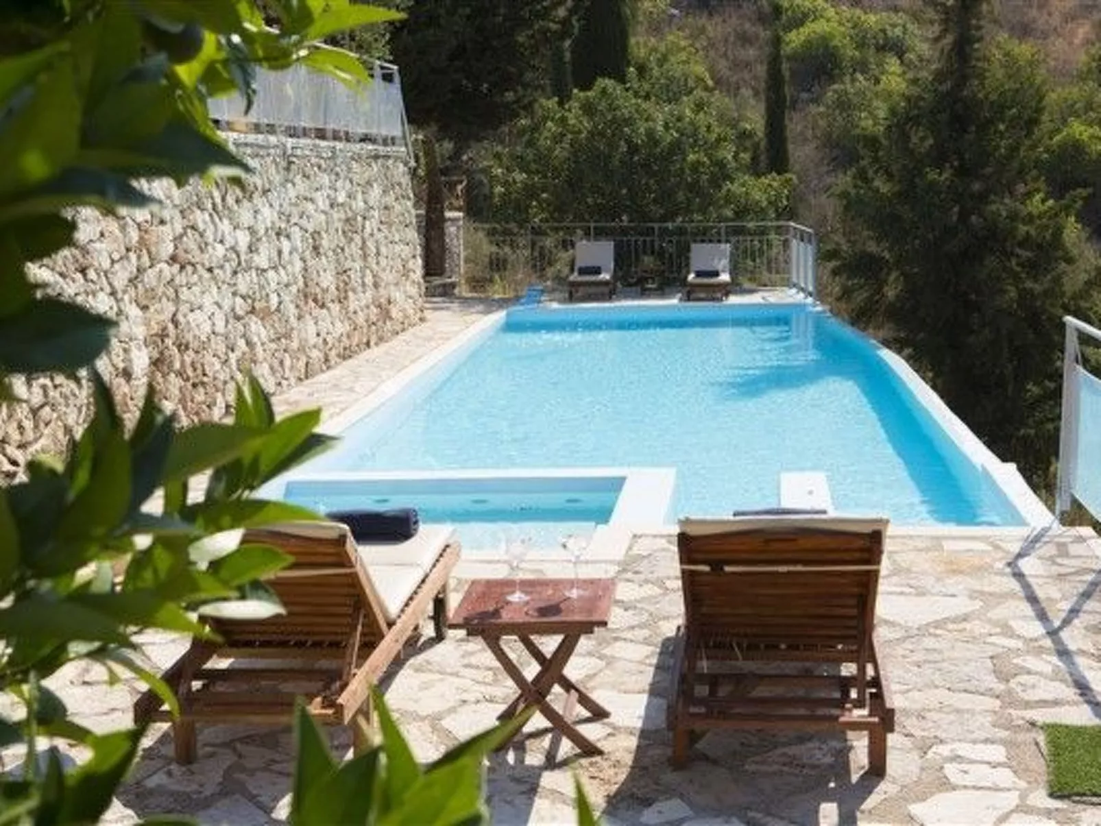 Finca "Iris" mit Infinity-Pool - Buiten