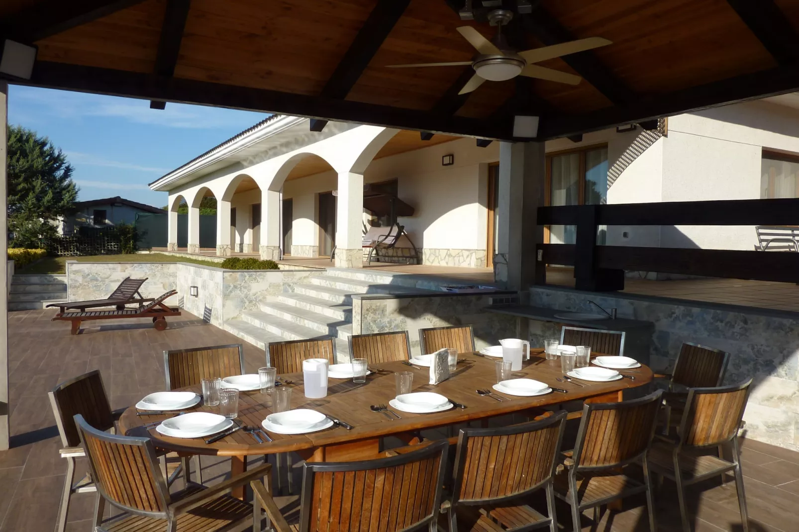 Vivalidays Villa Kiros - Terrasbalkon