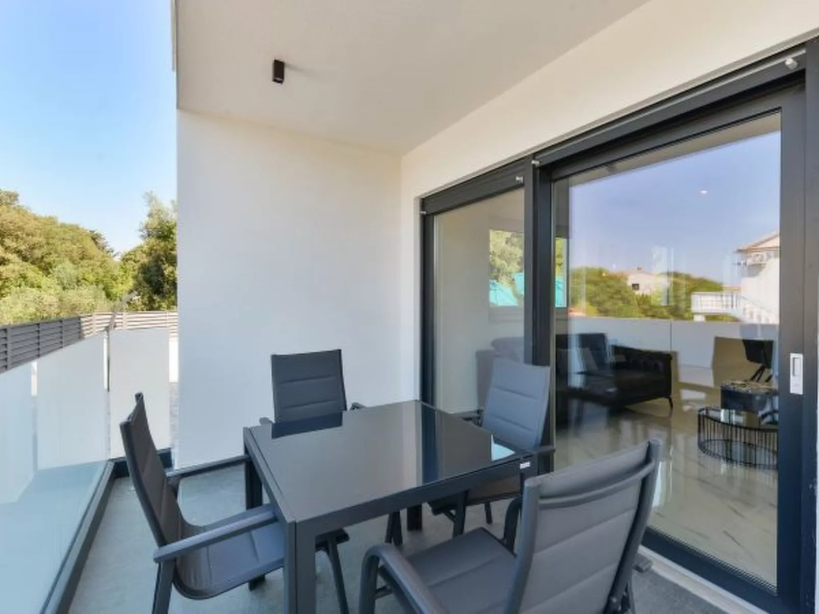 Villa Div with heated pool Apartment No.1 - Image-tags.info