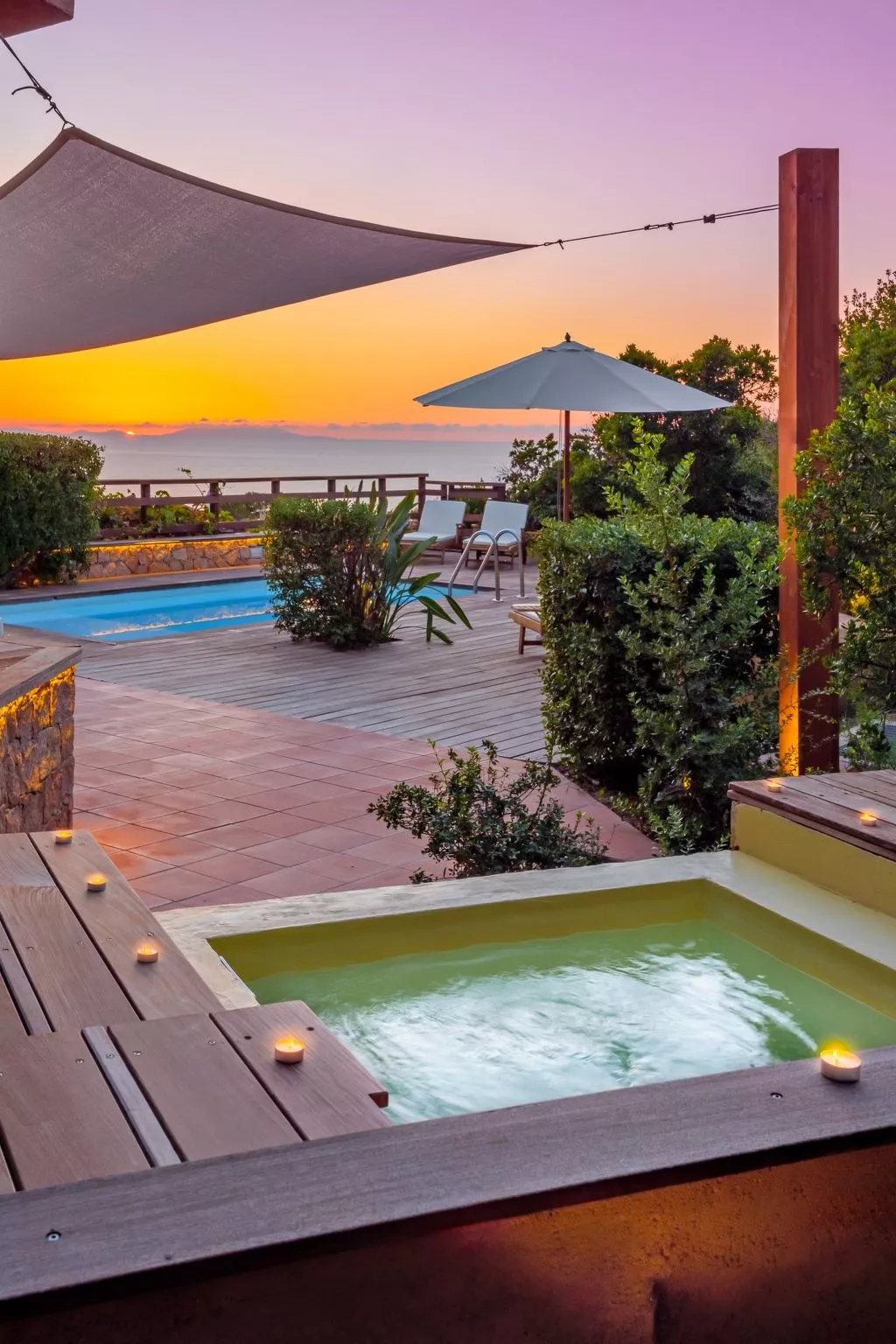 'Villa Beatrice' mit eigenem Pool - Buiten