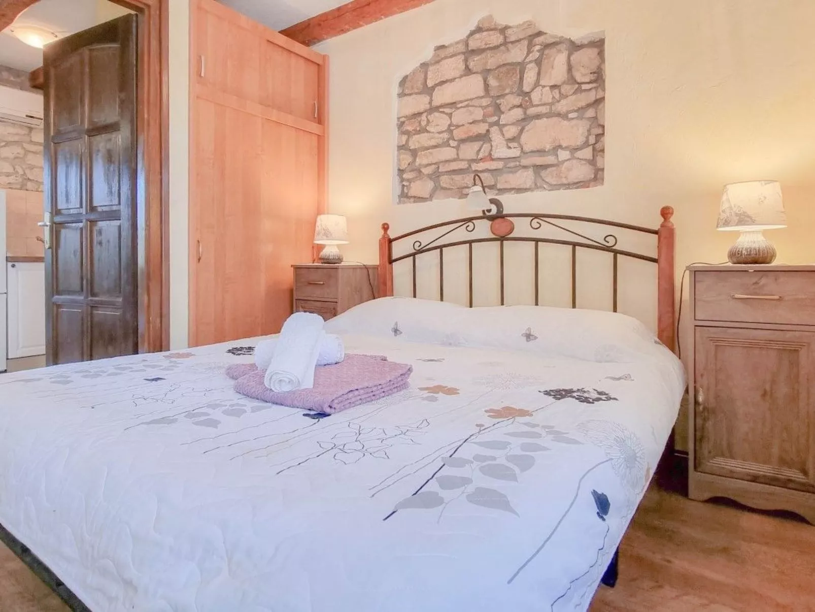 Für 2 Personen ca. 30 m&sup2; in Novigrad, Adriaküste Kroatien (Westküste von I - Binnen