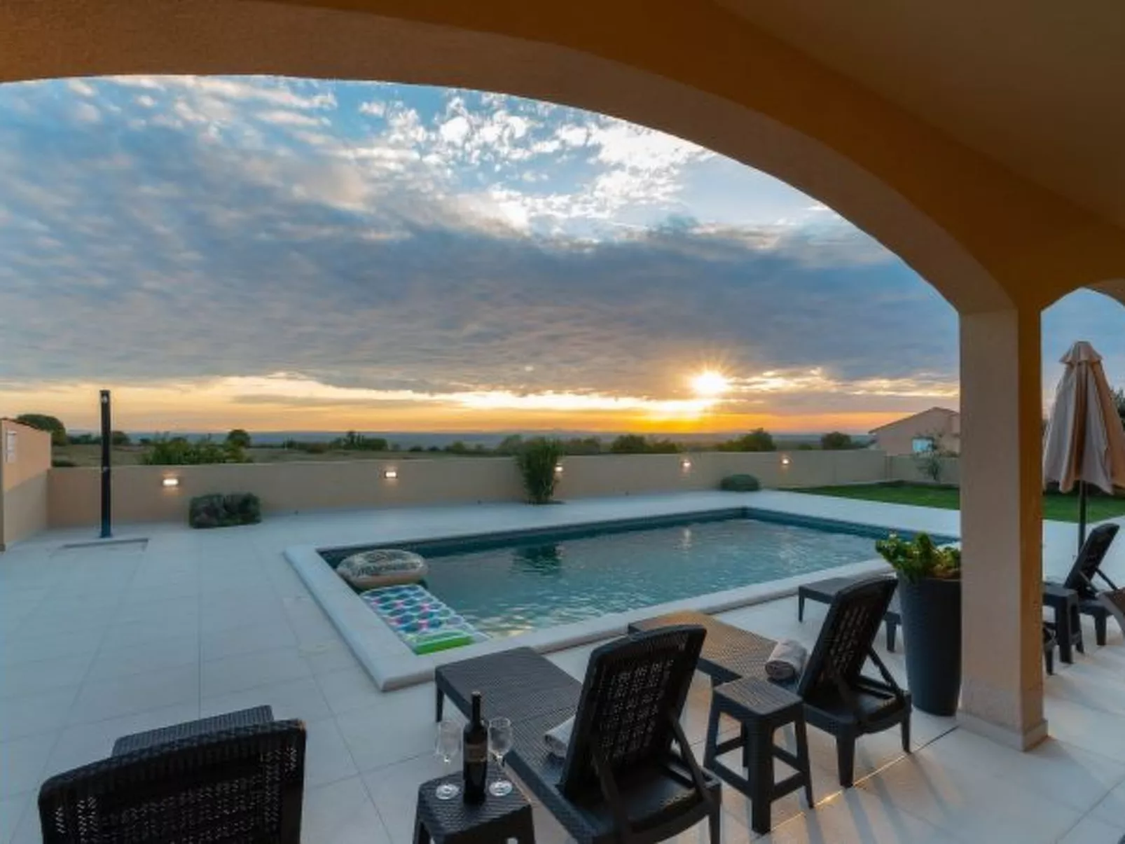 Apartment Holiday House Diana - Image-tags.info