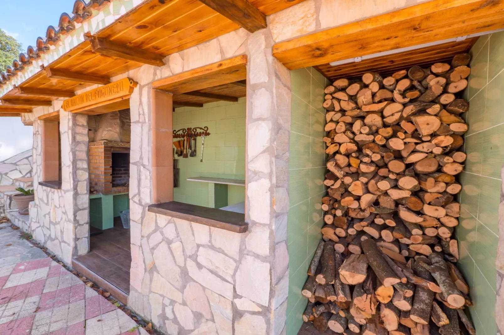 Vivalidays Villa Kiros - Terrasbalkon