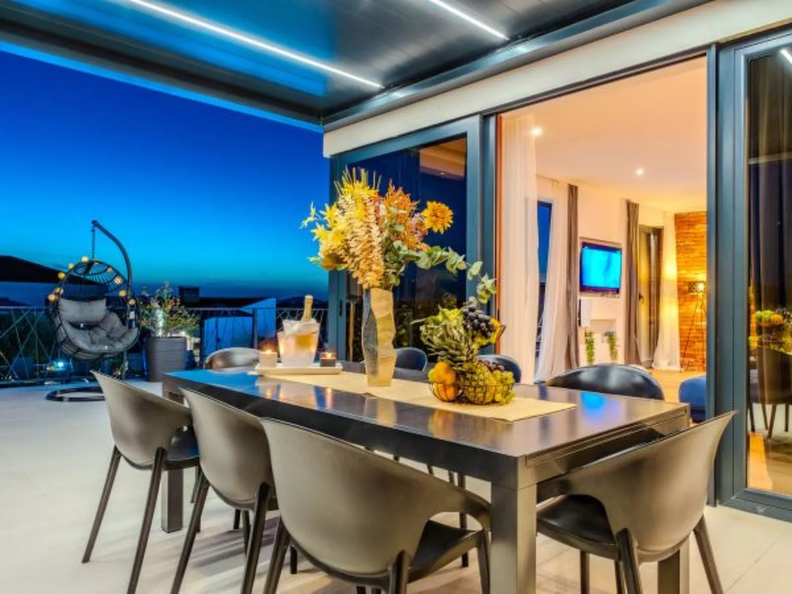 Beautiful villa Lara in Vrana with pool - Image-tags.info