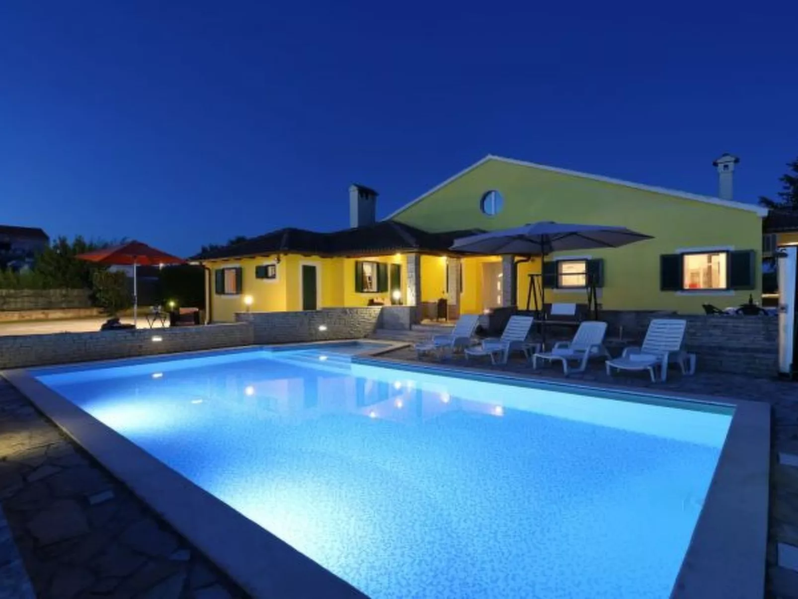 Villa Ana with large pool - Image-tags.info
